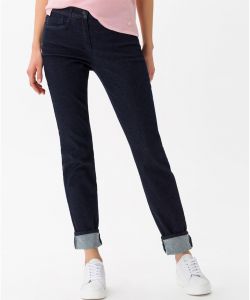 Brax women's shakira dark blue skinny fit jeans with added stretch, model wears jeans turned up