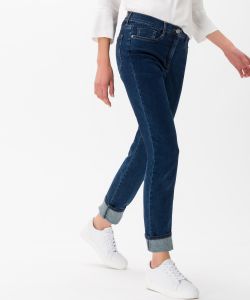 Brax Shakira skinny blue jeans. Made from stretchy cotton that allows you to move. Flattering fit.