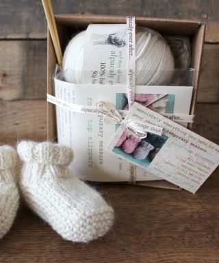 Alpaca Baby Slippers Knitting Kit Cream