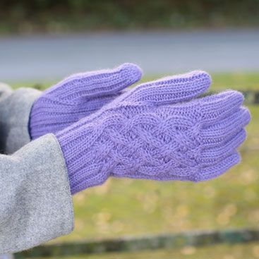Purple alpaca gloves